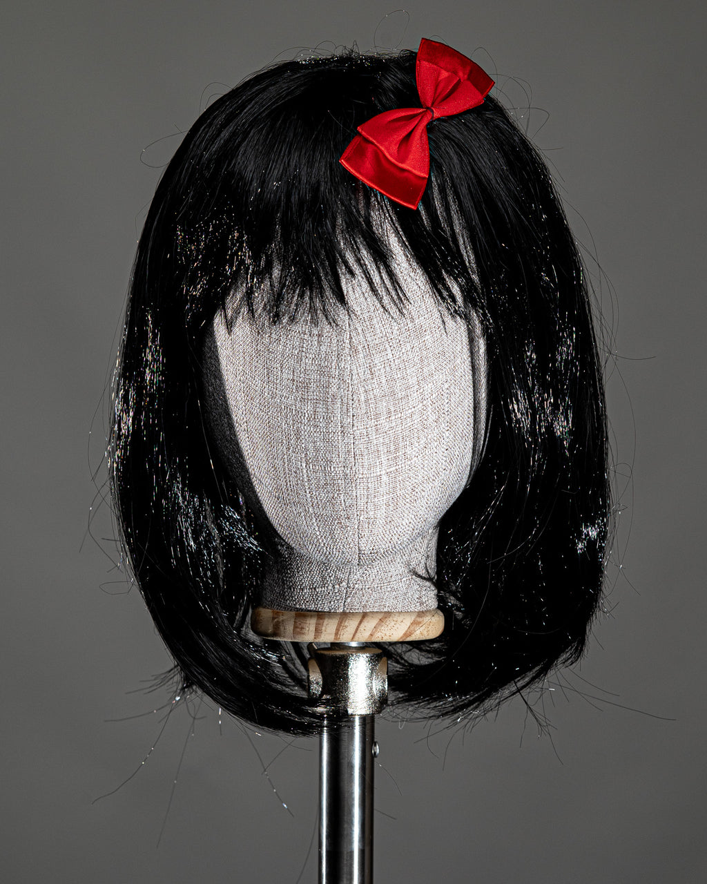 Peruca Branca de Neve - Preta - Sintética